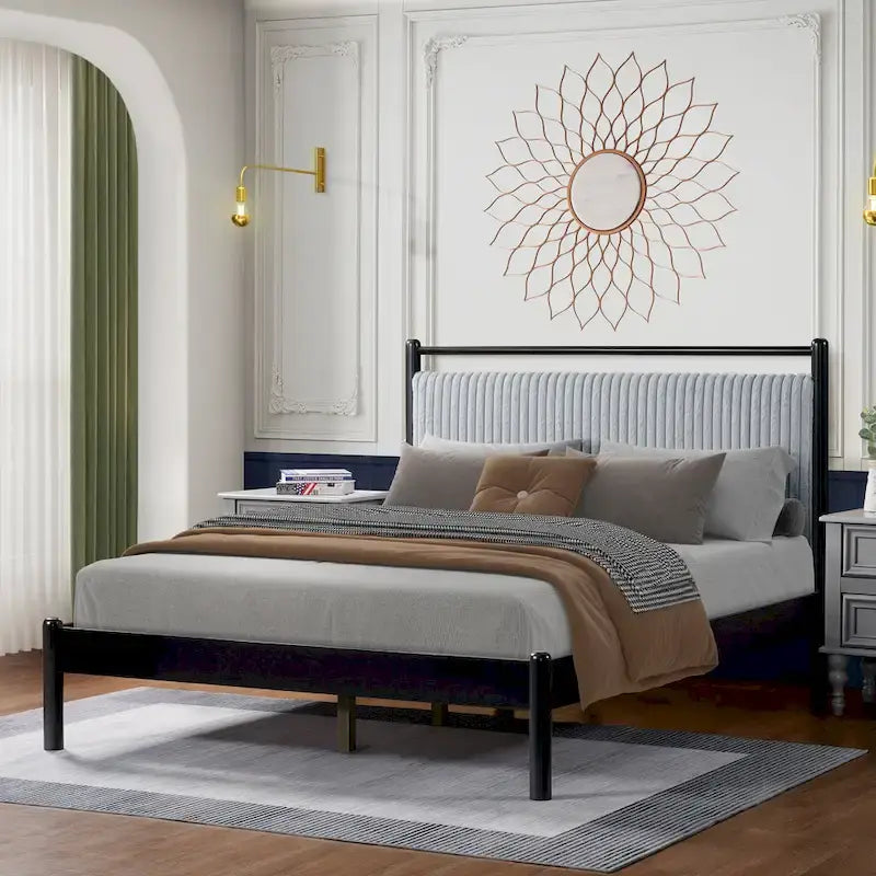 Cadre de lit plateforme Queen en bois avec tête de lit douce et moelleuse