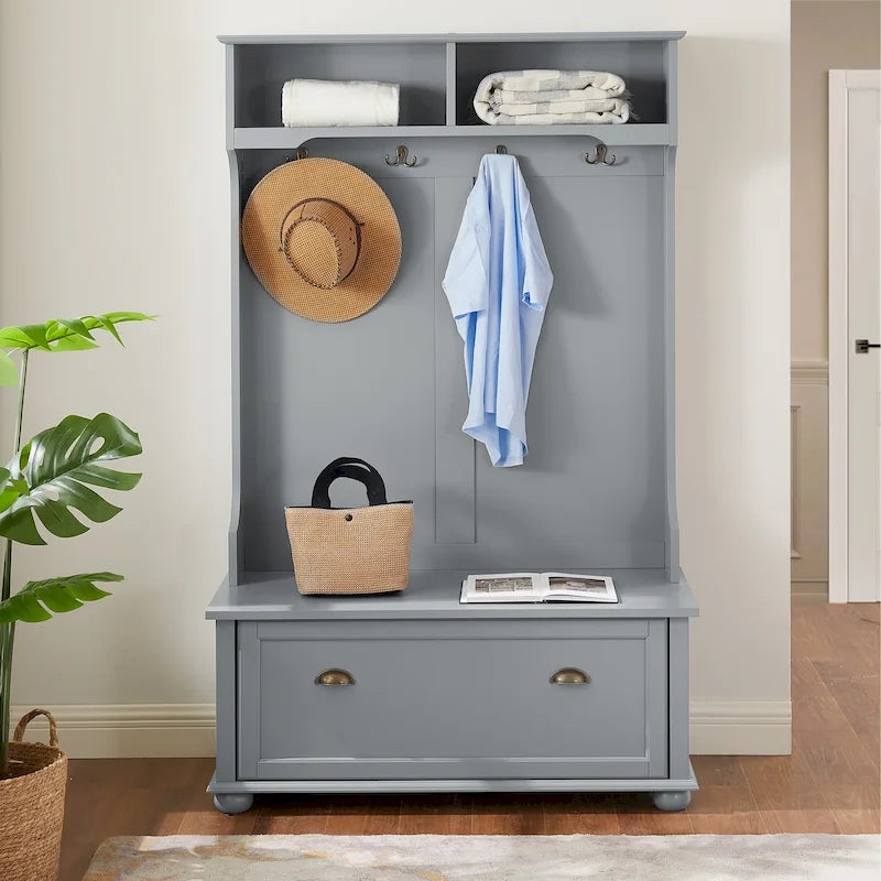 Banc de vestiaire d'entrée style côtier avec étagères et armoires à chaussures