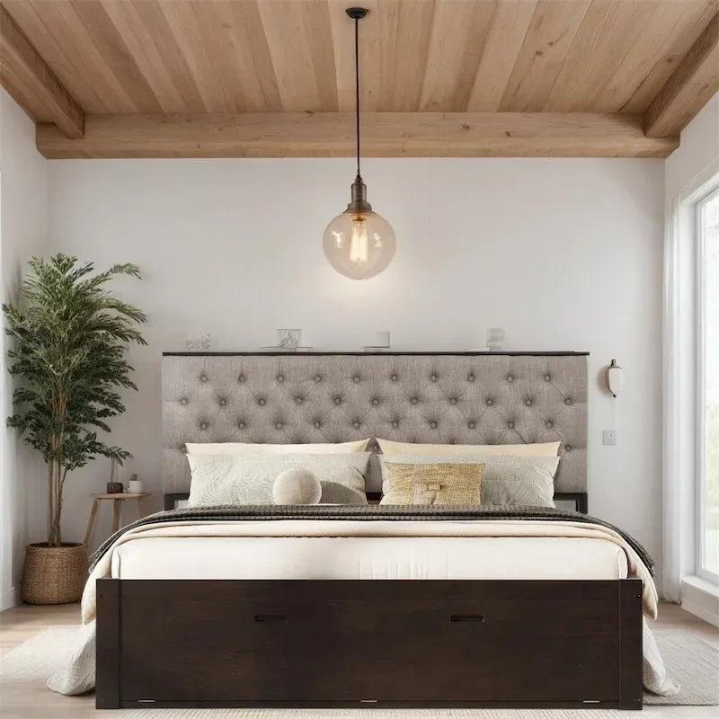 Lit plateforme queen en bois avec porte-chaussures et tiroirs